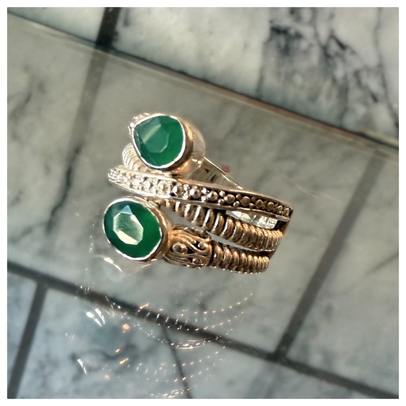 Sterling and Jade Onyx Ring - Picture 1 of 3